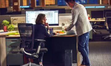 Nowe regulacje Unii Europejskiej promujące zrównoważony sprzęt komputerowy – kluczowe zmiany od października 2025 roku