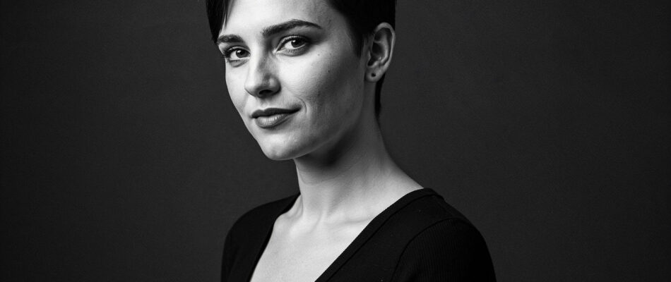 Chicas con cabello corto – odważne cięcia, które odsłaniają zmysłową siłę