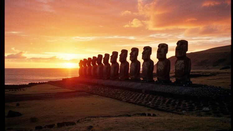 Odkrywanie tajemnic Wyspy Wielkanocnej – monumentalne posągi Moai w cieniu chilijskiego Pacyfiku