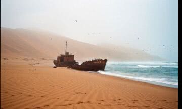 Wybrzeże Szkieletów w Namibii – surowe piękno na styku pustyni i oceanu