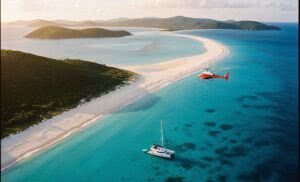 Wyspa Whitsunday w Australii – jak przeżyć upalne lato na najbielszym piasku świata na plaży Whitehaven