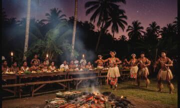Kulturowy zgiełk i spektakularne pokazy na wyspach Tonga – niezapomniane noce kulturowe w wioskach narodowych