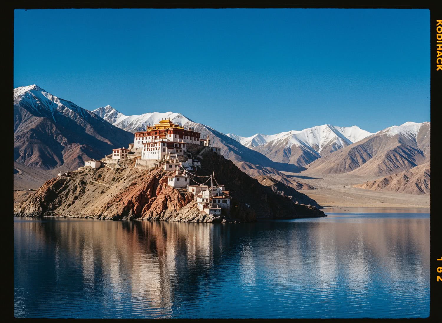 Ladakh – himalajska oaza spokoju latem wśród buddyjskich klasztorów i błękitnych jezior